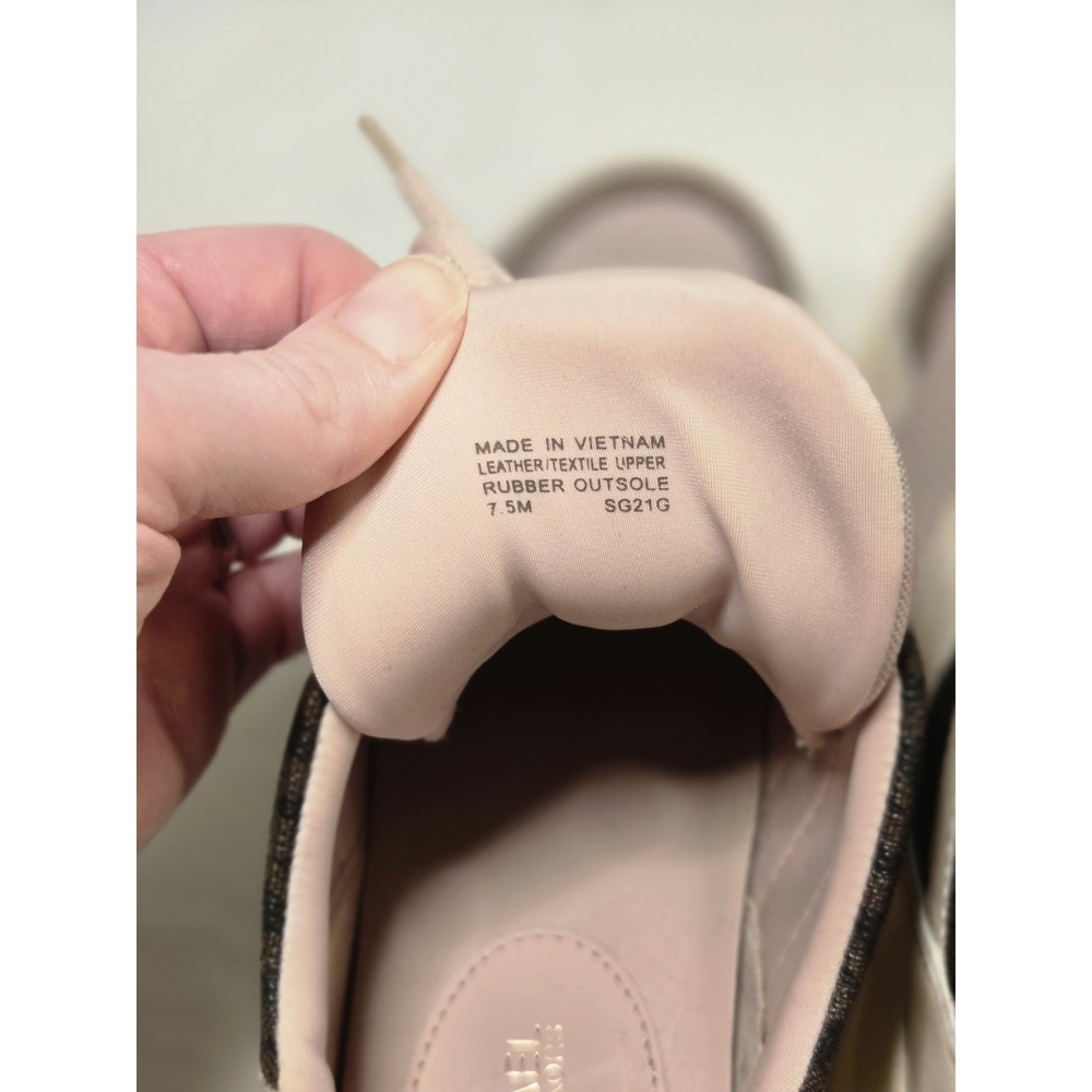 Michael Kors‎ Women's Olympia Trainer Sneakers Fawn And Gold 7.5W - Picture 6 of 6